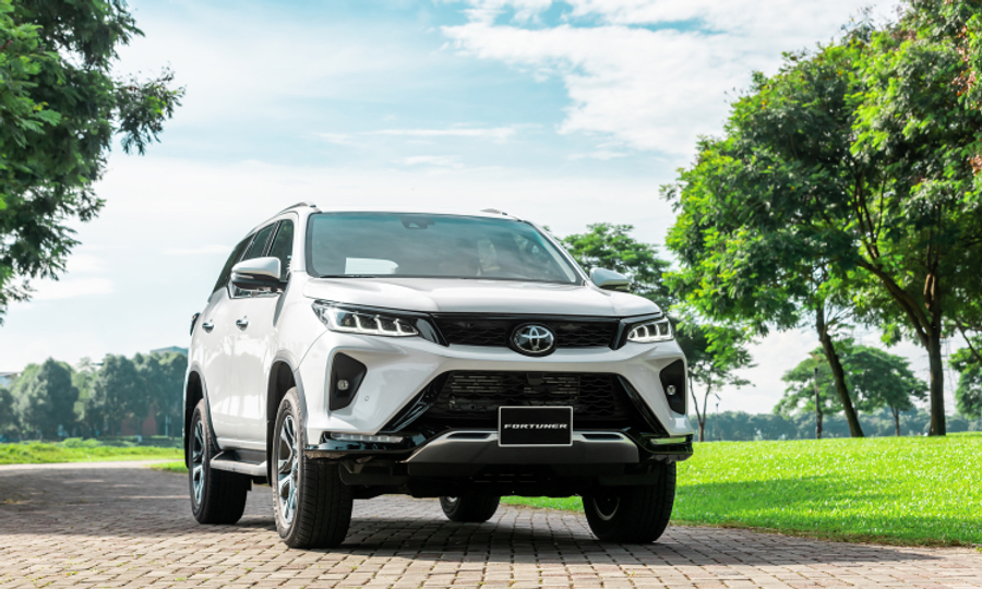 So sánh các phiên bản xe Fortuner 2022 máy xăng và máy dầu. Nên mua phiên bản nào?