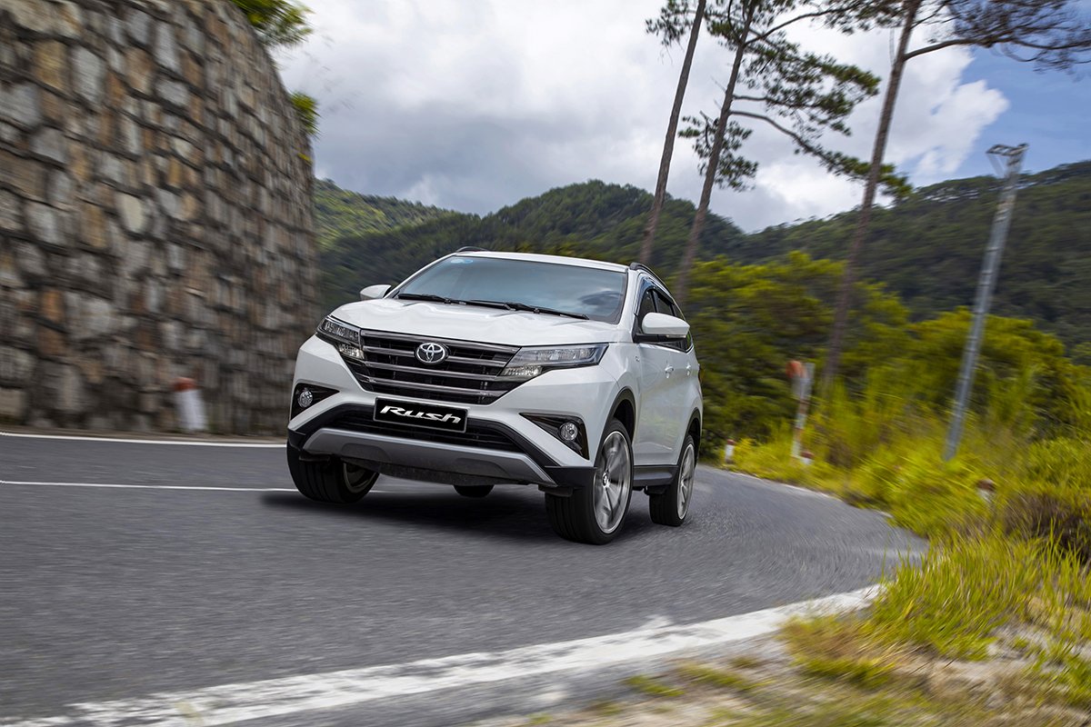 Bảng giá xe Toyota kèm ưu đãi mới nhất tháng 05/2023