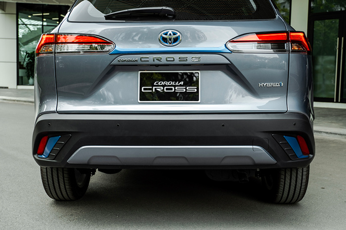 Toyota Corolla Cross Hybrid 2023: Giá lăn bánh, thông số kỹ thuật và mua trả góp