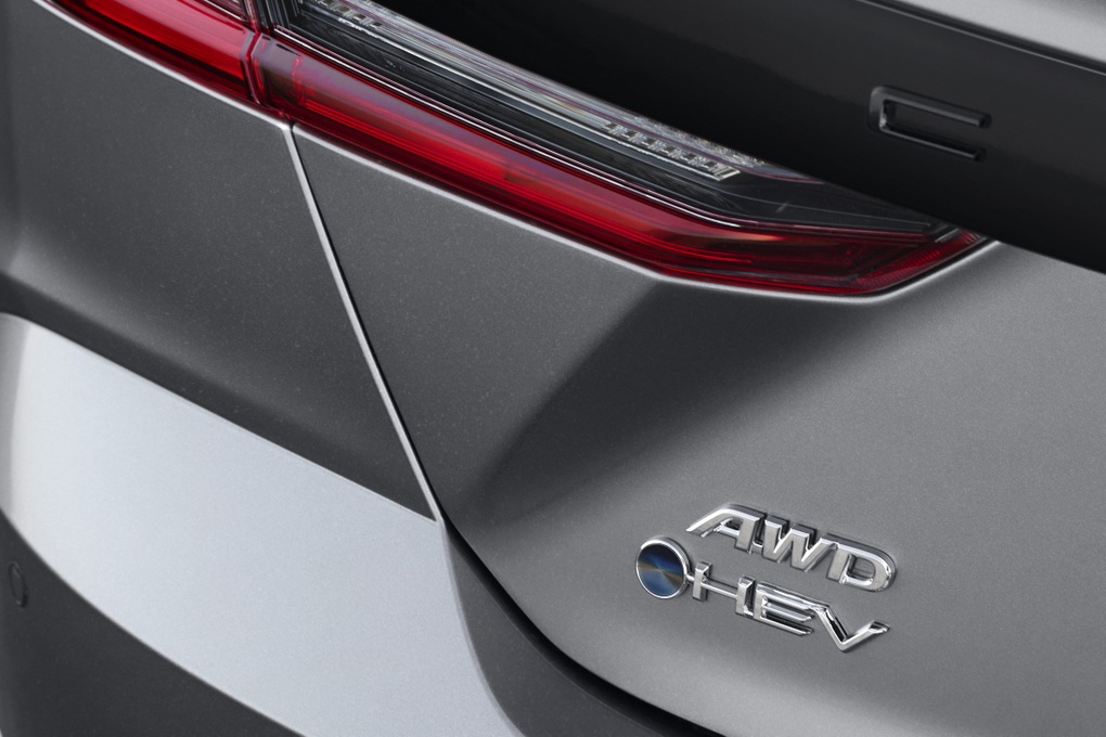 Toyota Thay đổi Dấu Hiệu Nhận Biết Xe Hybrid