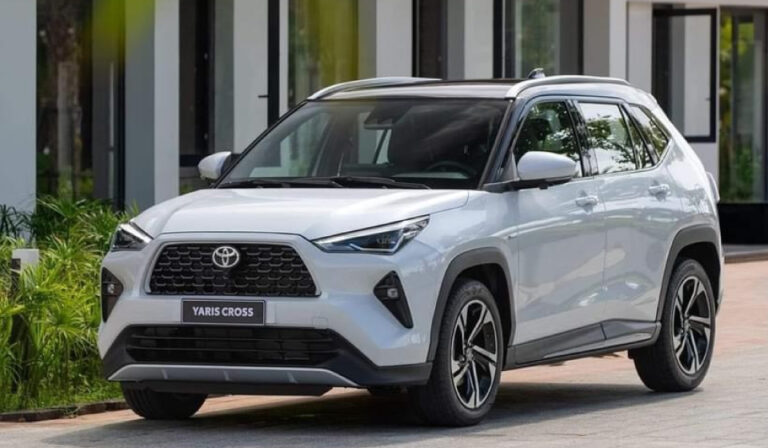 xe toyota yaris cross